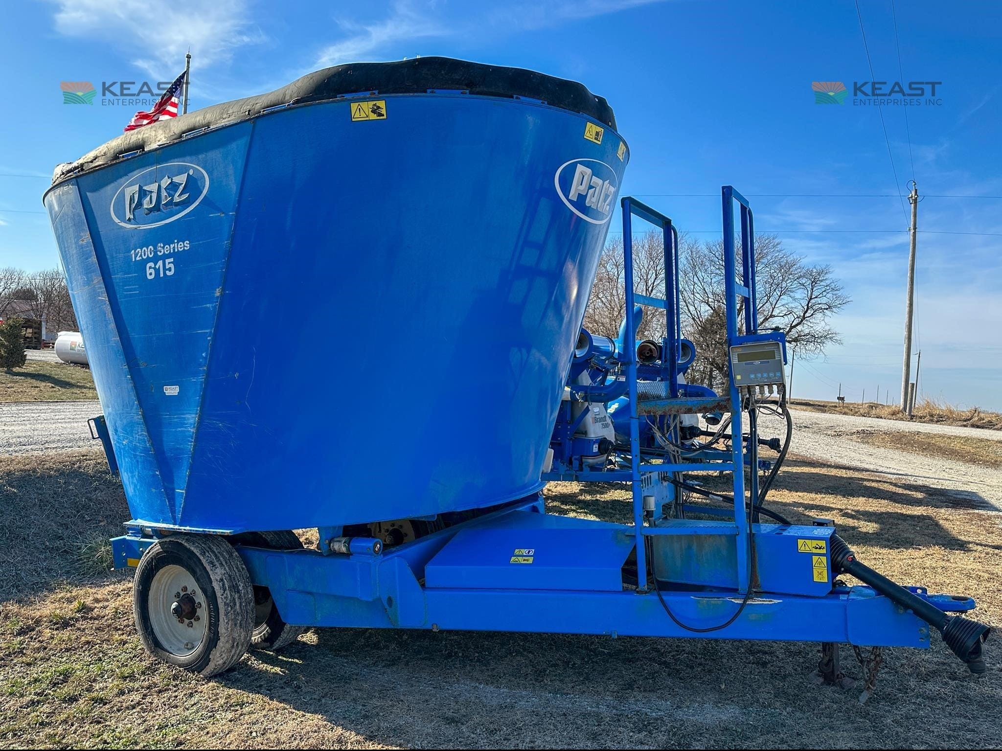 2014 Patz 1200 Series 615 Equipment Image0
