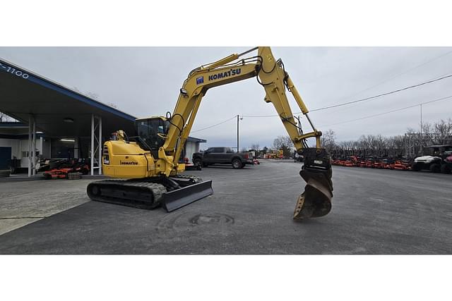 Image of Komatsu PC88MR-10 equipment image 4