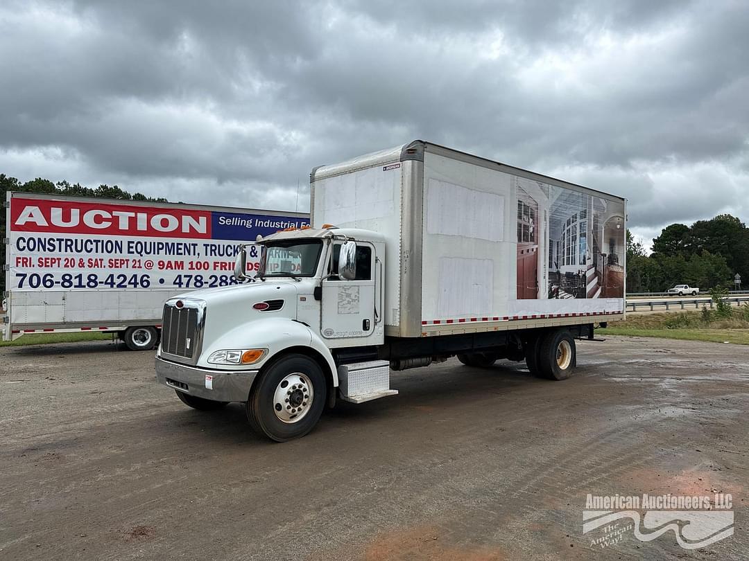 Image of Peterbilt 337 Primary image