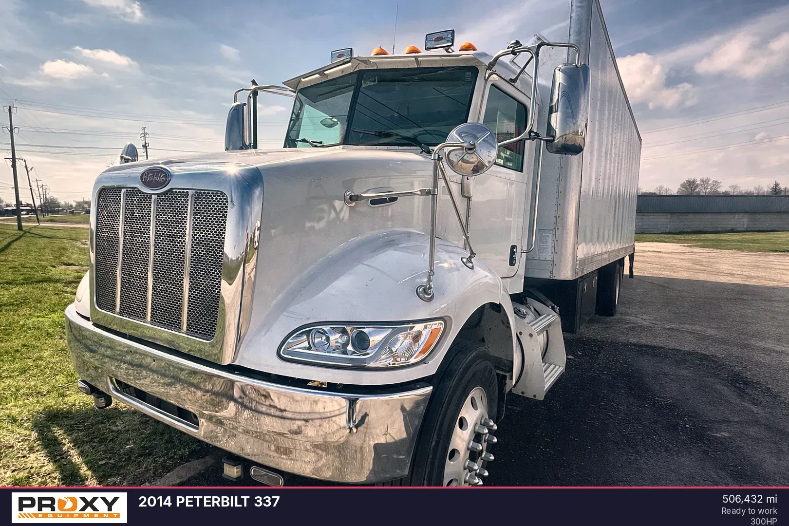 2014 Peterbilt 337 Equipment Image0
