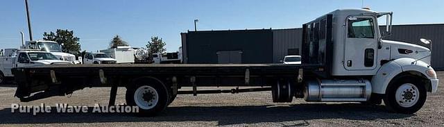 Image of Peterbilt 337 equipment image 3