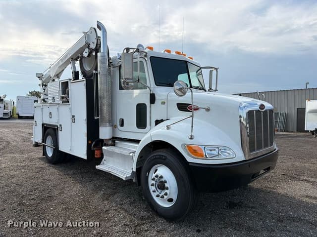 Image of Peterbilt 337 equipment image 2