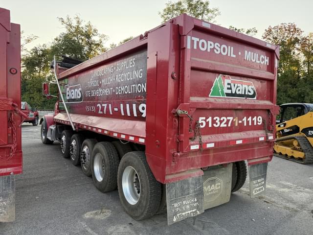 Image of Peterbilt 365 equipment image 1