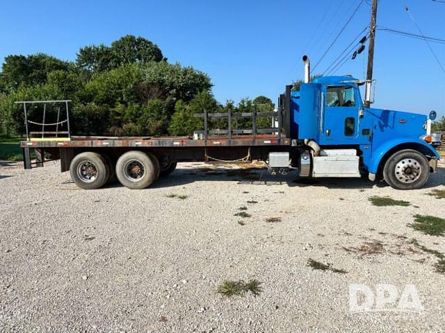 Image of Peterbilt 365 equipment image 3
