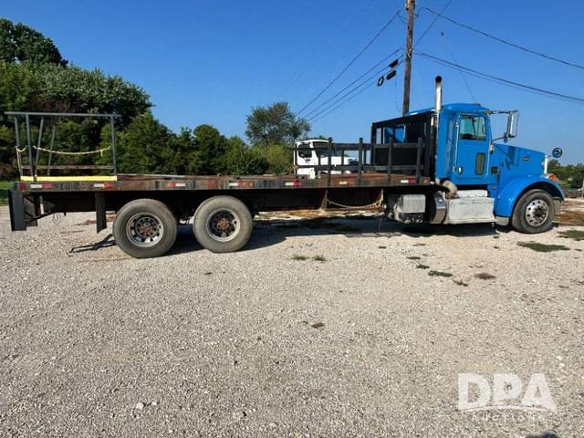 Image of Peterbilt 365 equipment image 4