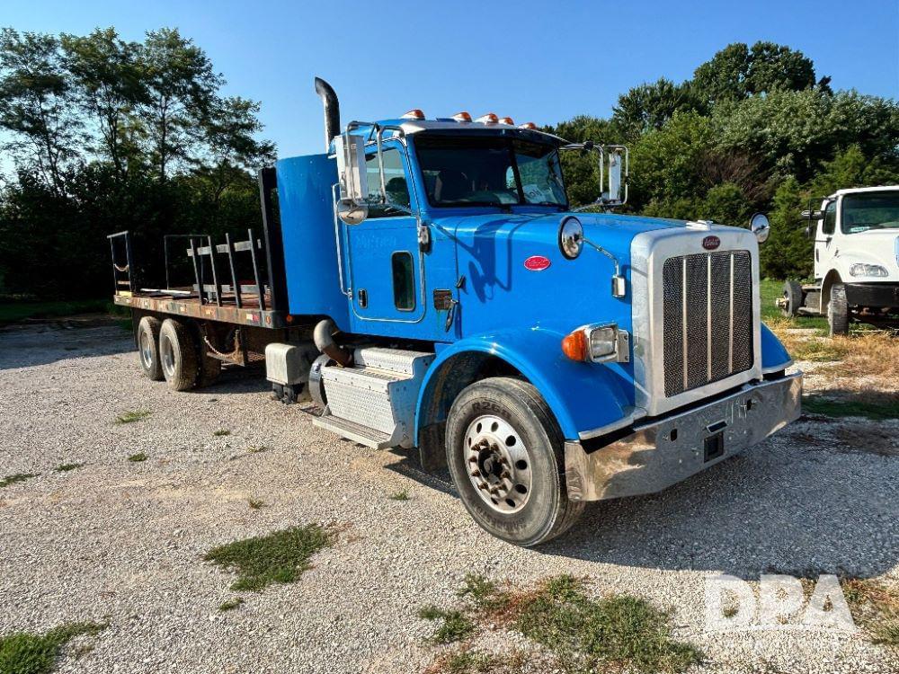 Image of Peterbilt 365 Primary image