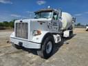 2014 Peterbilt 365 Image