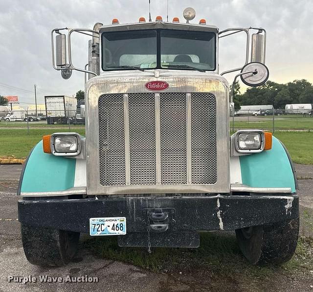 Image of Peterbilt 365 equipment image 1