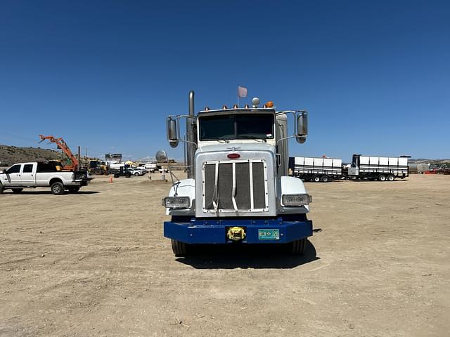 Image of Peterbilt 365 equipment image 1