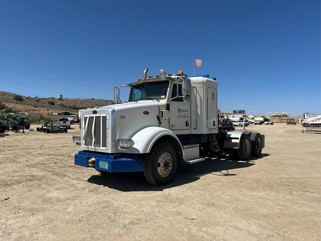 Image of Peterbilt 365 Primary image