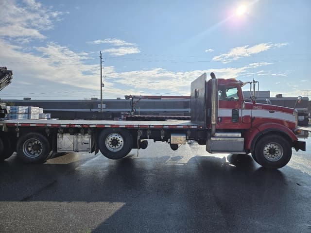 Image of Peterbilt 367 equipment image 3