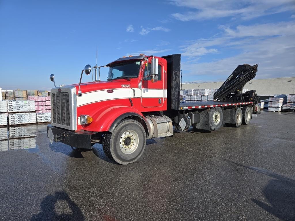 2014 Peterbilt 367 Equipment Image0