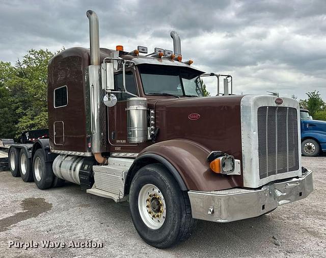 Image of Peterbilt 367 equipment image 2
