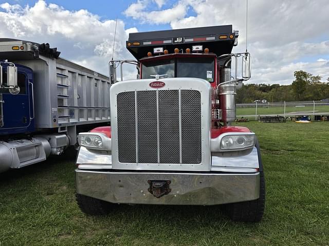 Image of Peterbilt 379 equipment image 1