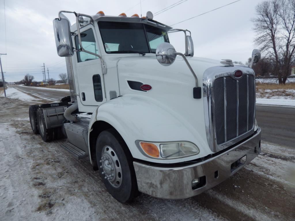 Image of Peterbilt 386 Primary Image