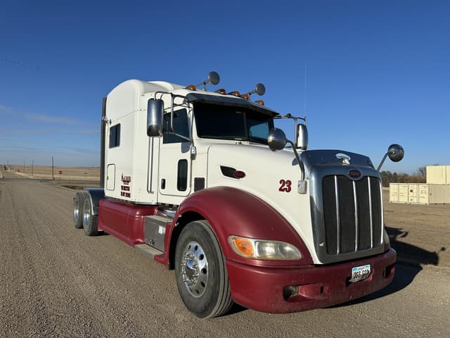 Image of Peterbilt 386 equipment image 1