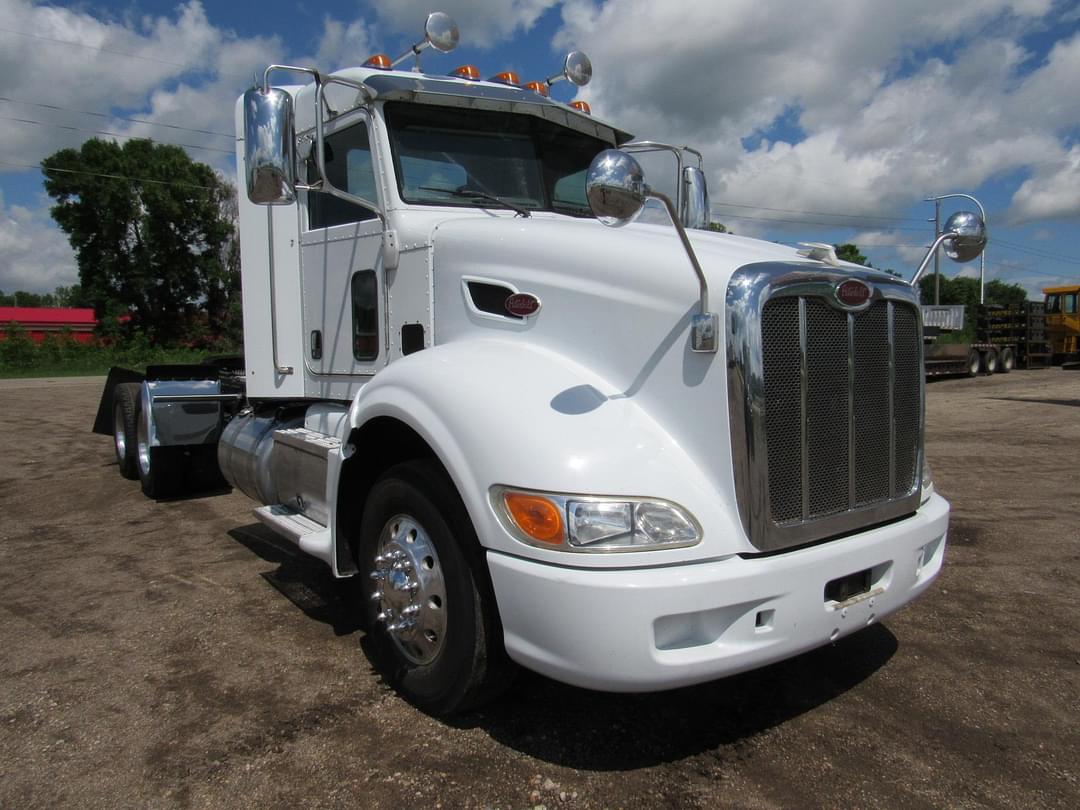 Image of Peterbilt 386 Primary image