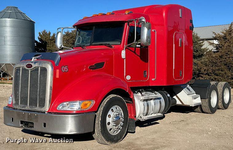 Image of Peterbilt 386 Primary image