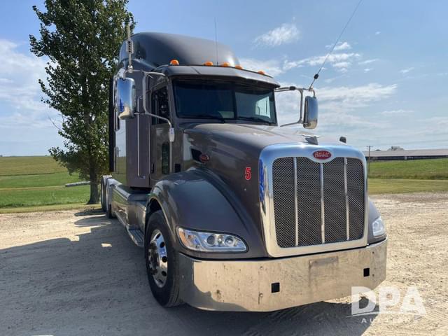 Image of Peterbilt 386 equipment image 3