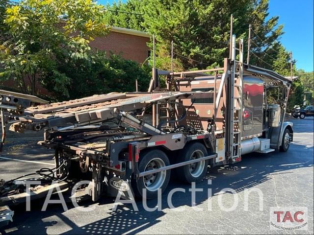 Image of Peterbilt 388 equipment image 3