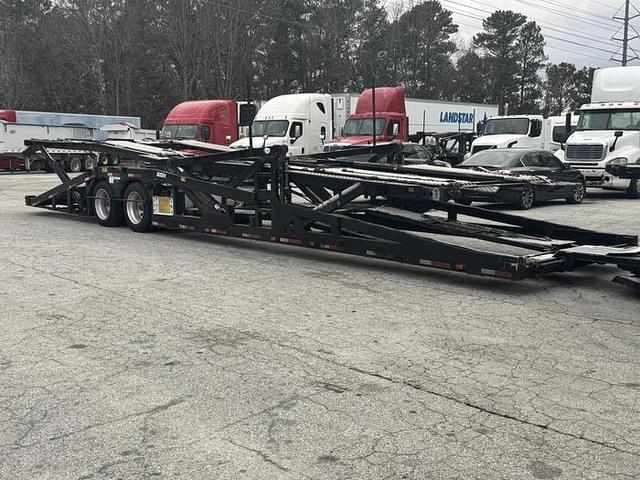 Image of Peterbilt 388 equipment image 4