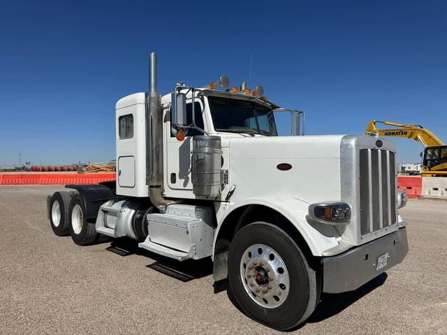 Image of Peterbilt 388 equipment image 3