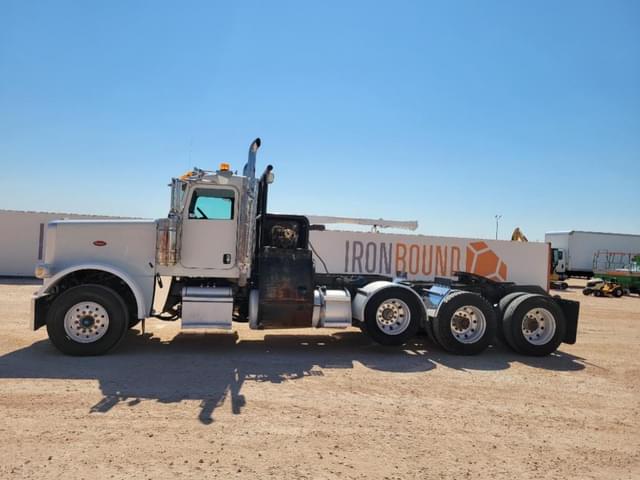 Image of Peterbilt 388 equipment image 1