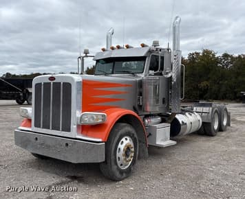 Main image Peterbilt 389