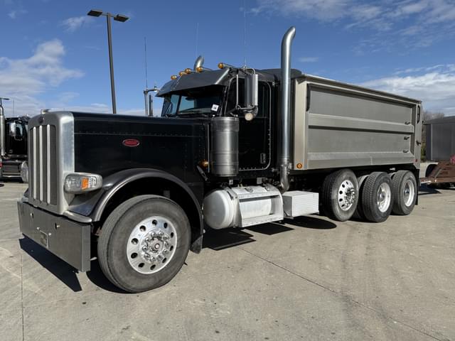 Image of Peterbilt 389 equipment image 1