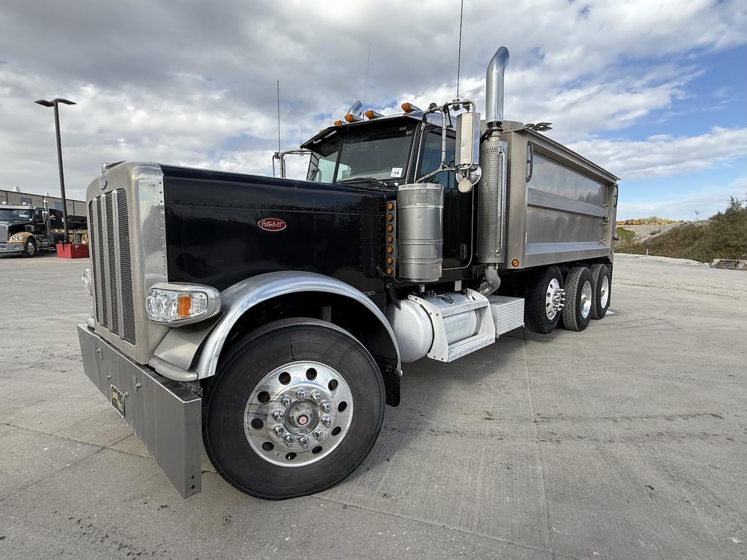 Image of Peterbilt 389K Primary image