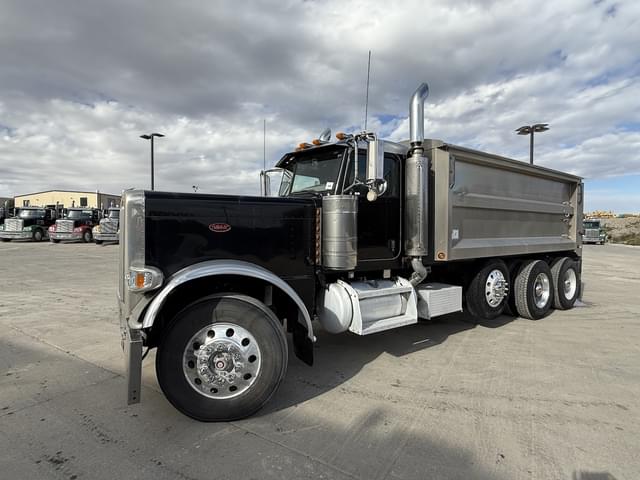 Image of Peterbilt 389K equipment image 4