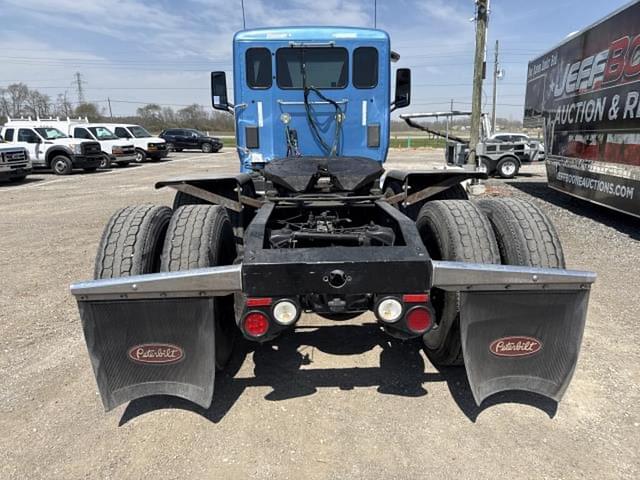 Image of Peterbilt 579 equipment image 2