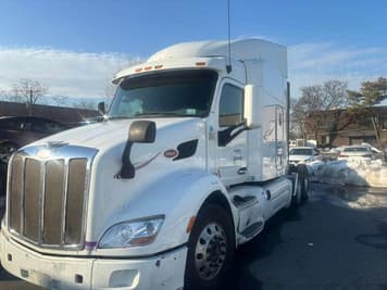 Main image Peterbilt 579