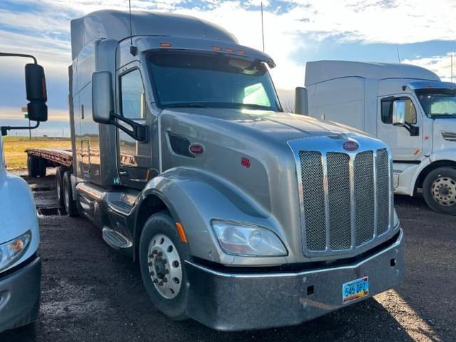 Image of Peterbilt 579 equipment image 2