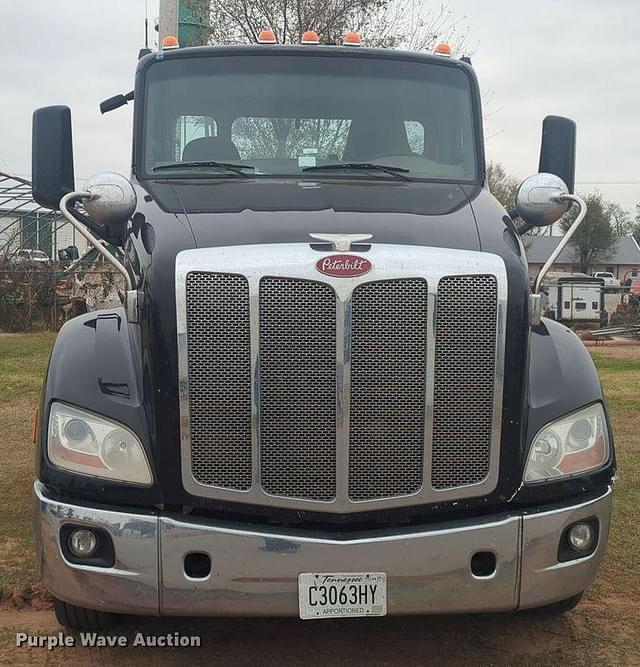 Image of Peterbilt 579 equipment image 1