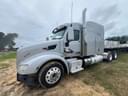 2014 Peterbilt 579 Image