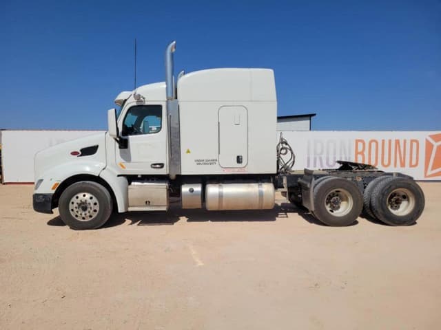 Image of Peterbilt 579 equipment image 1