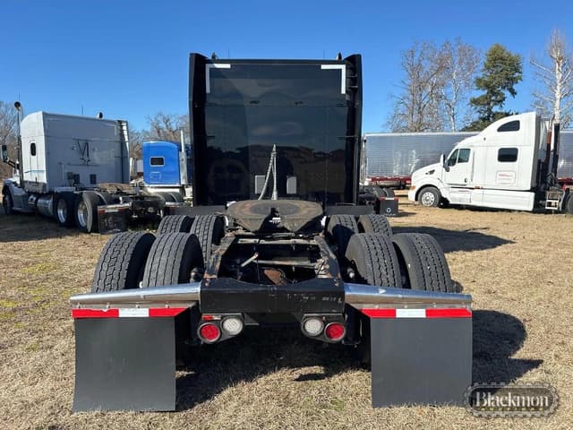 Image of Peterbilt 579 equipment image 3