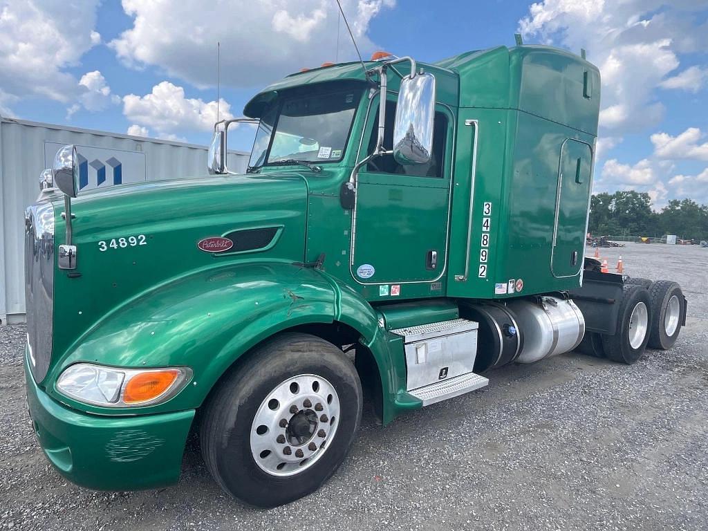 Image of Peterbilt 384 Primary image