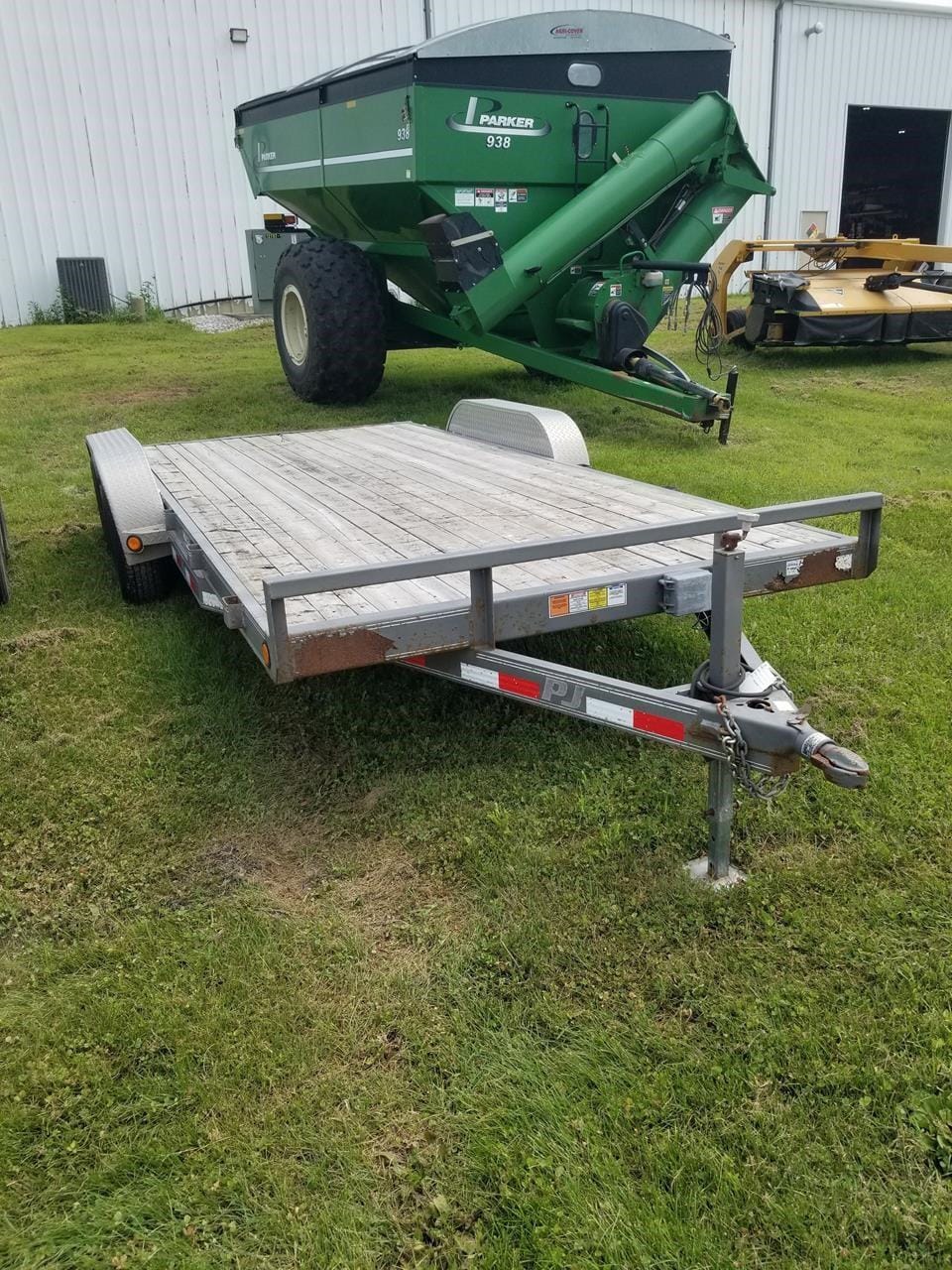 2014 PJ 18x5 BP Equipment Image0