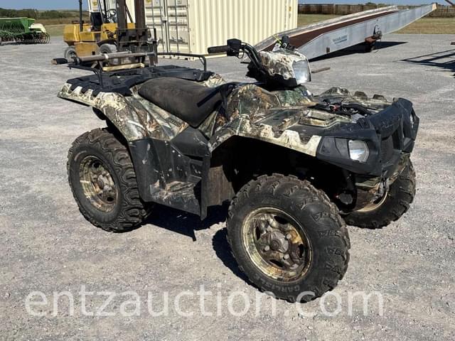 Image of Polaris Sportsman 550 equipment image 2