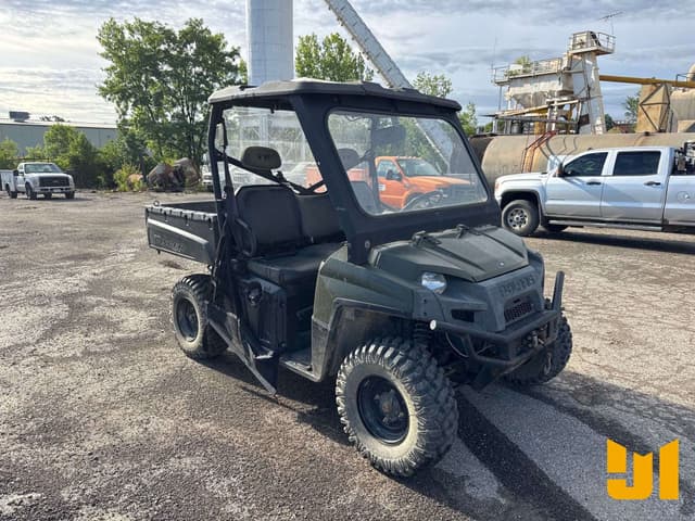 Image of Polaris Ranger 800 equipment image 2