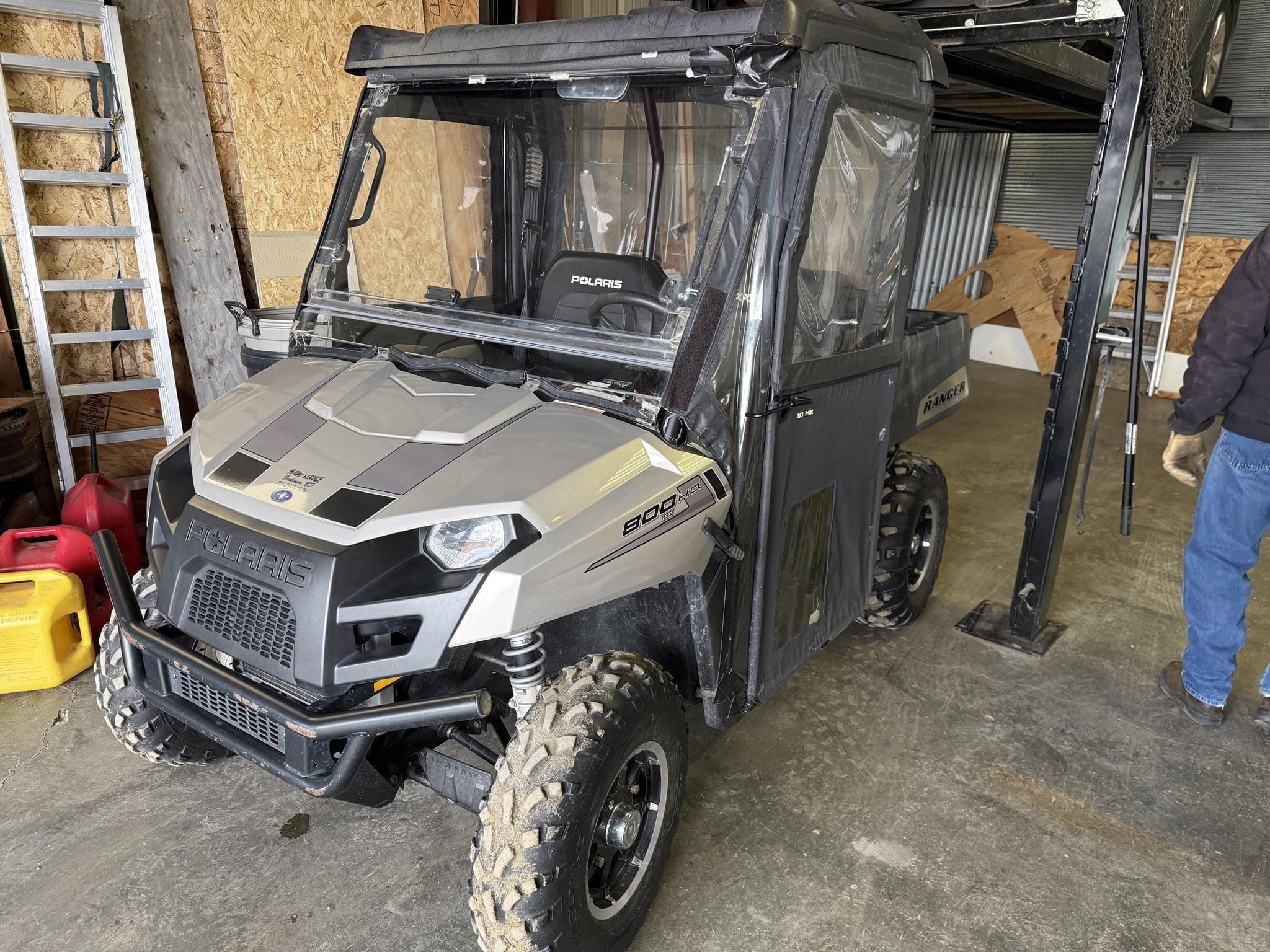 2014 Polaris Ranger 800 Equipment Image0
