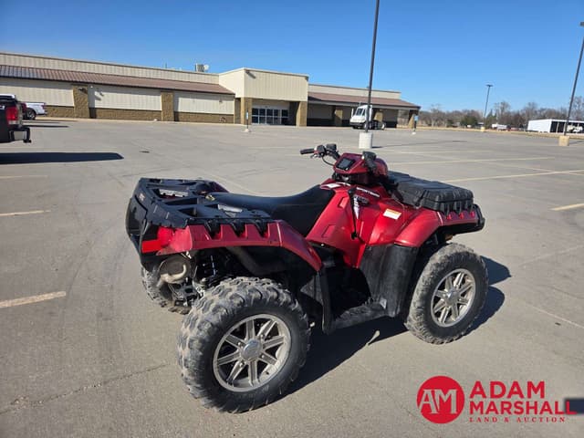 Image of Polaris Sportsman 550 equipment image 3