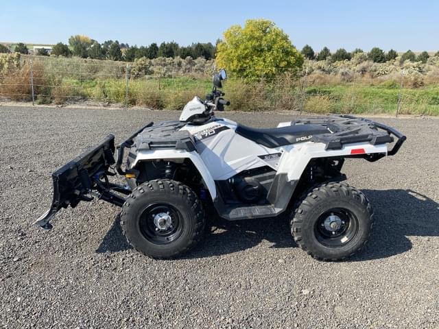 Image of Polaris Sportsman 570 equipment image 2