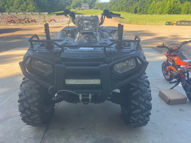 Image of Polaris Sportsman 850 equipment image 1