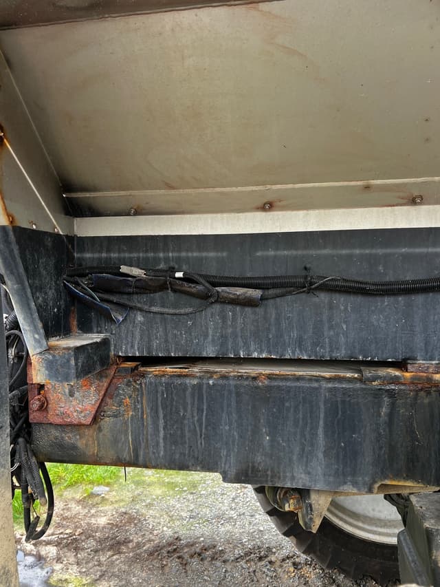 Image of PROWLER  E325 equipment image 3