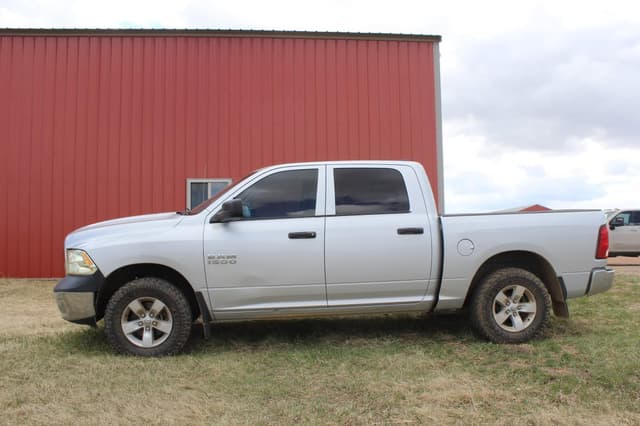 Image of Dodge Ram 1500 equipment image 3