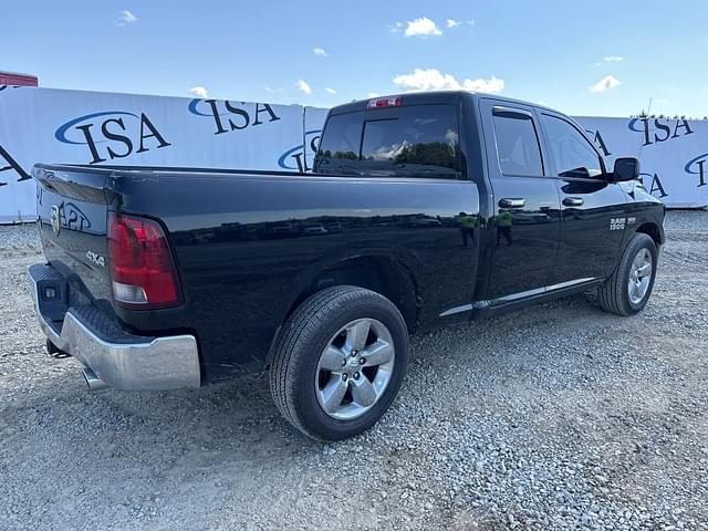 Image of Dodge Ram 1500 equipment image 4
