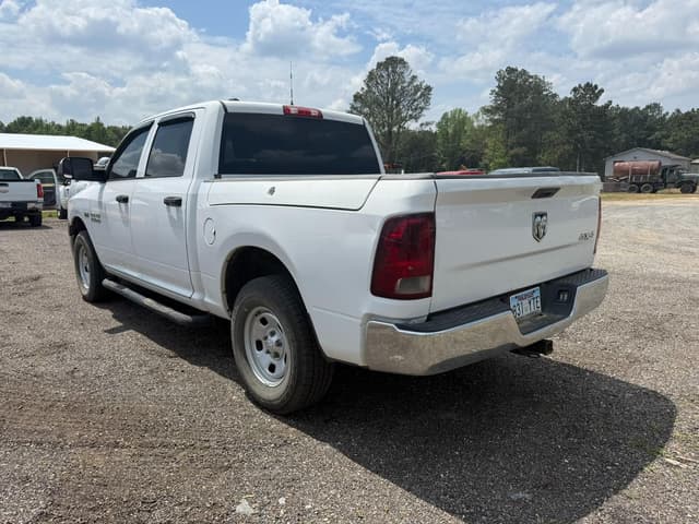 Image of Dodge Ram 1500 equipment image 3